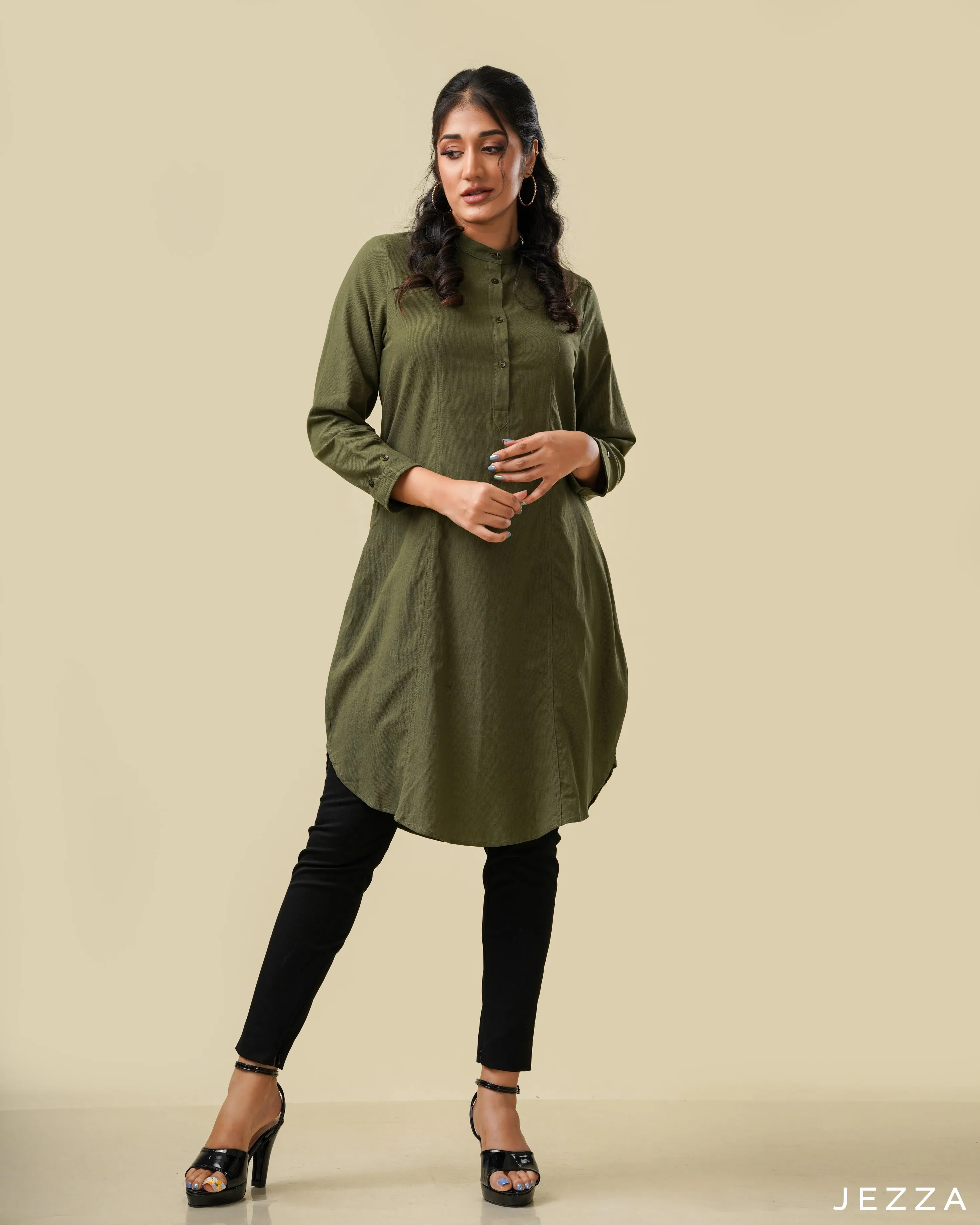 Knee Top With Curved Hem  58232