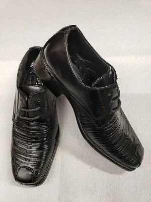 Manny -- Boy's Dress Oxford -- Black