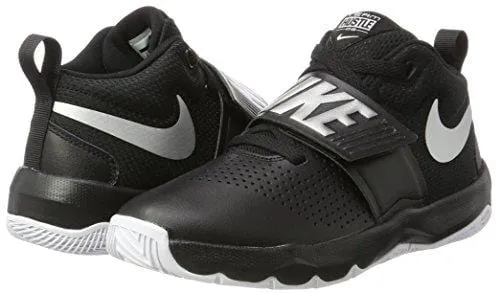 Nike Boys' Team Hustle D 8 (GS) Basketball Shoe, Black/Metallic Silver - White, 4Y Youth US Big Kid