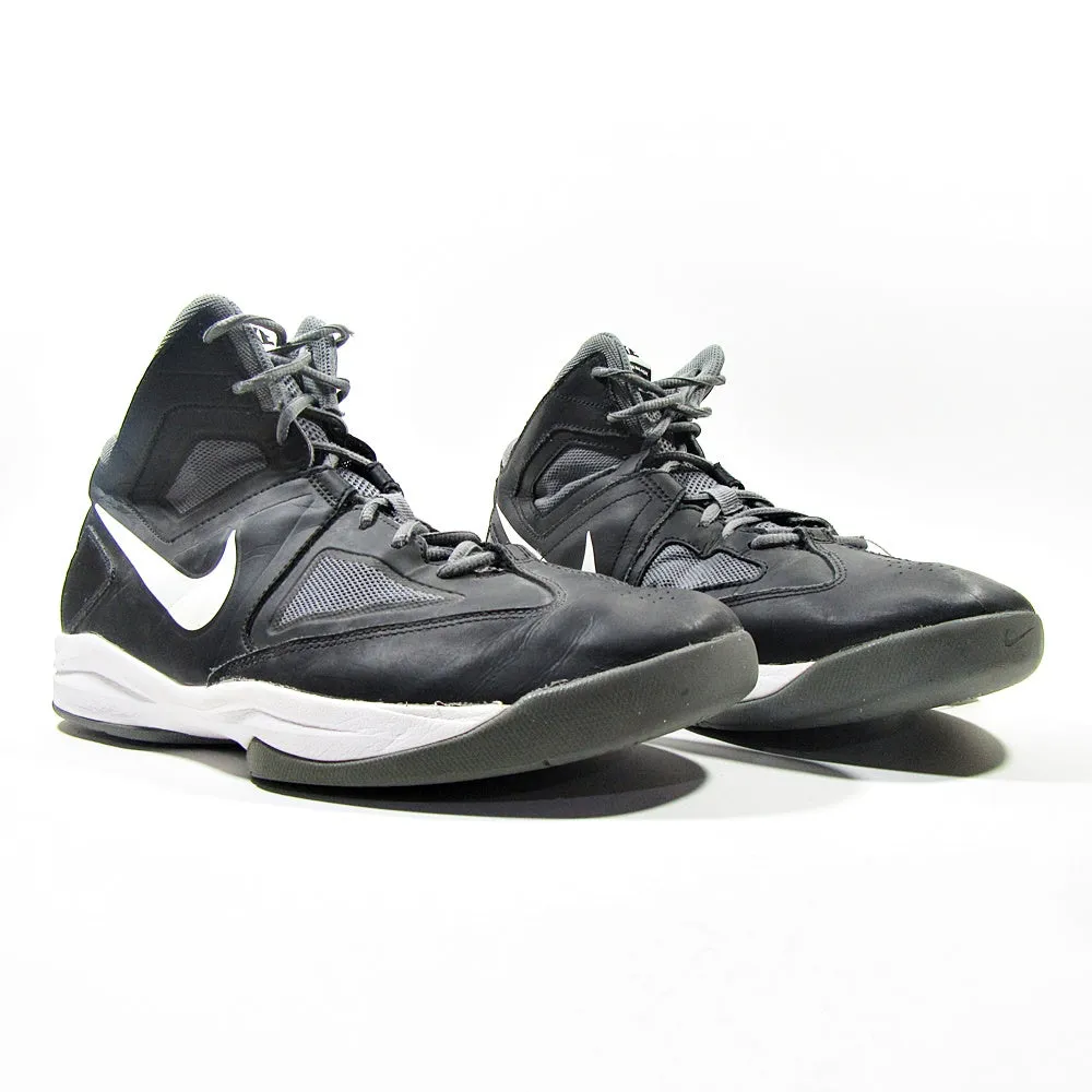NIKE Zoom Born Ready