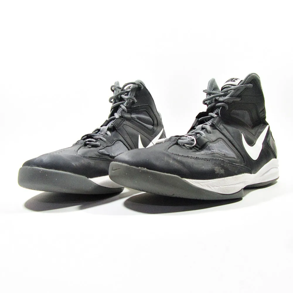 NIKE Zoom Born Ready