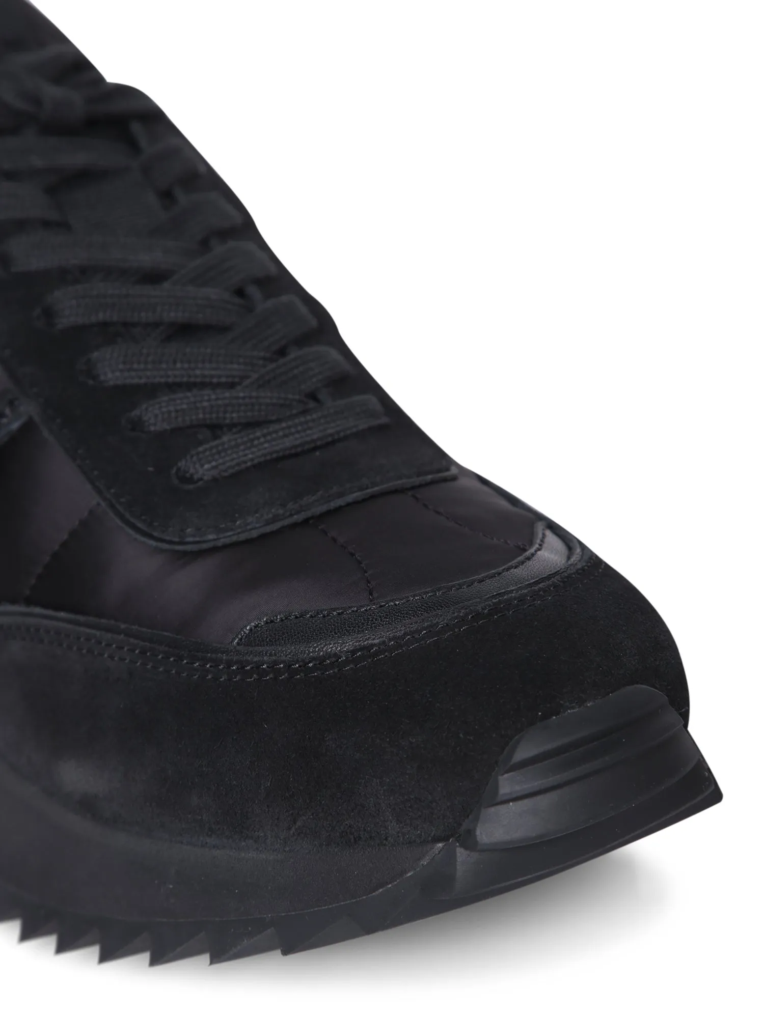 Pace Low Black Sneakers