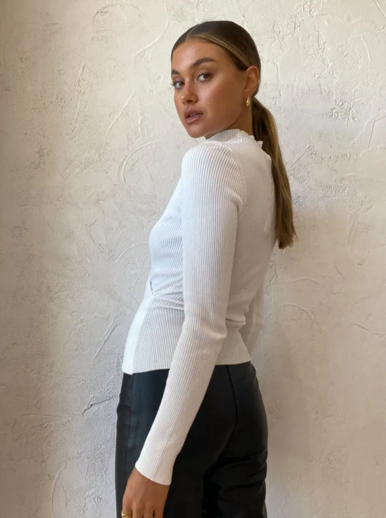 Sovere Allure Wrap Knit in Milk