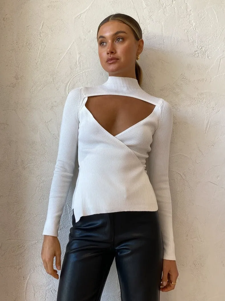 Sovere Allure Wrap Knit in Milk